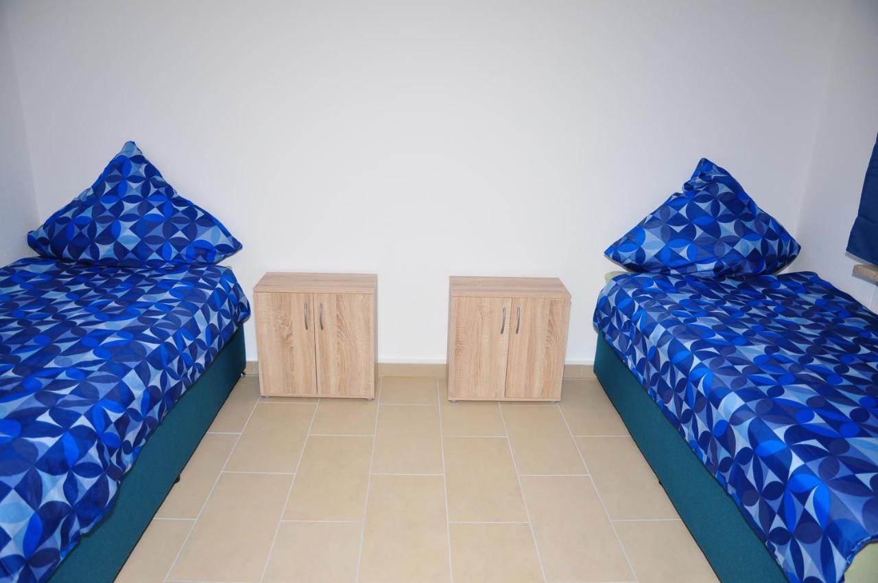 Weisenau Plaza Hostel Mainz Ngoại thất bức ảnh