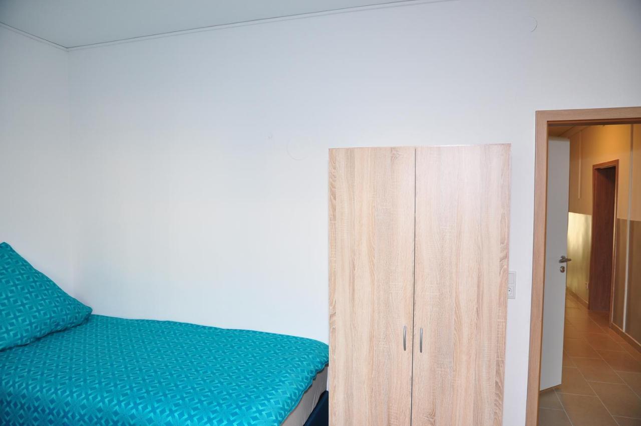 Weisenau Plaza Hostel Mainz Ngoại thất bức ảnh
