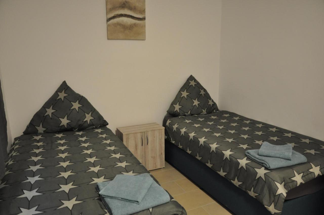 Weisenau Plaza Hostel Mainz Ngoại thất bức ảnh